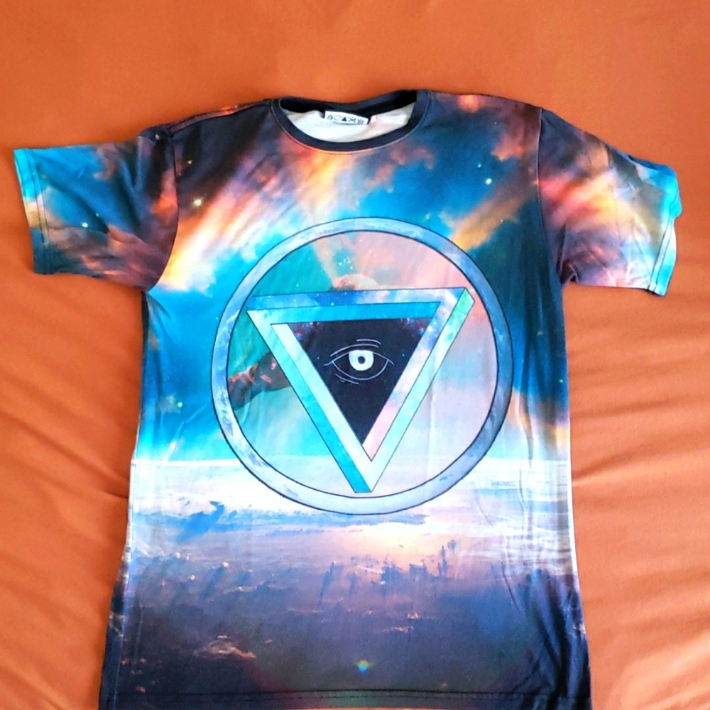 Beloved Eye Tee, Medium